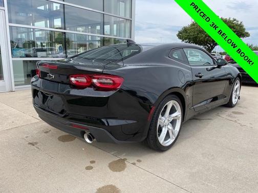 2023 Chevrolet Camaro RWD Coupe LT1