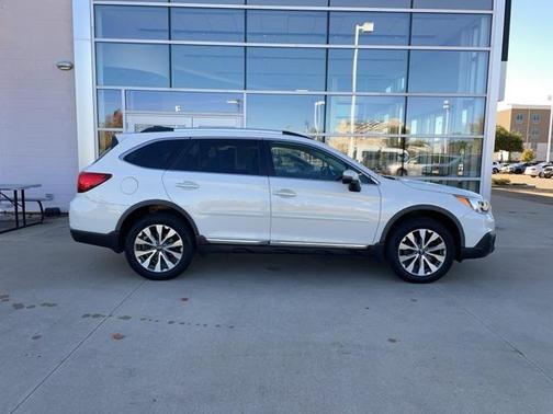 2017 Subaru Outback 2.5i Touring