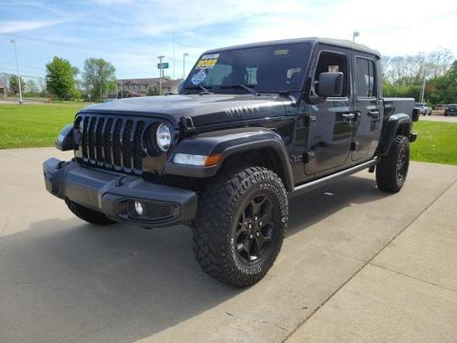 2022 Jeep Gladiator Sport