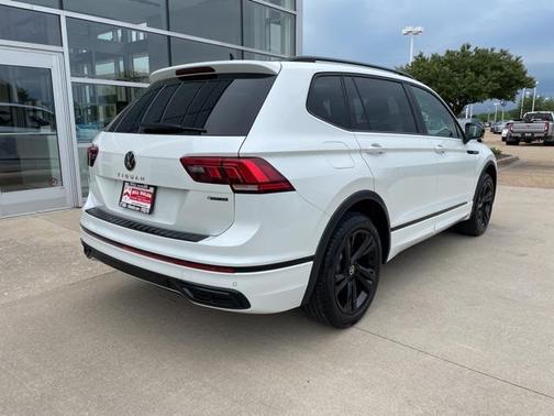 2024 Volkswagen Tiguan 2.0T SE R-Line Black 4MOTION
