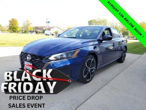 2023 Nissan Altima SR FWD