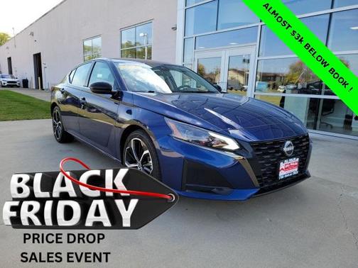 2023 Nissan Altima SR FWD