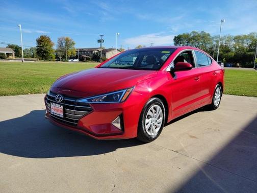 2020 Hyundai ELANTRA SE