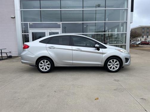 2013 Ford Fiesta SE