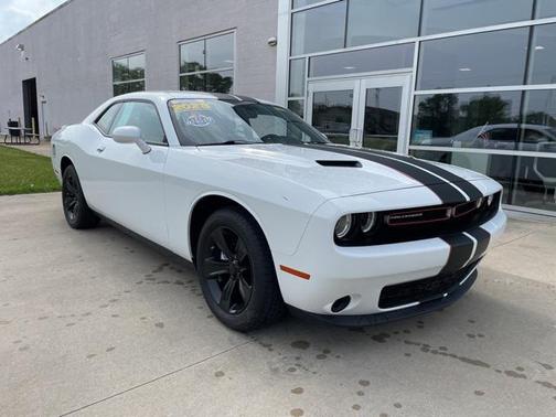 2023 Dodge Challenger SXT