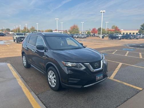 2017 Nissan Rogue S
