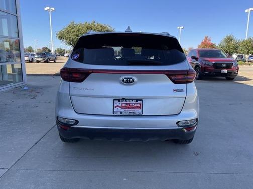 2020 Kia Sportage EX