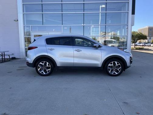 2020 Kia Sportage EX
