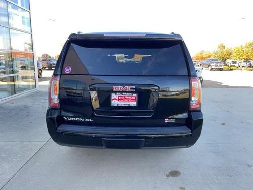 2018 GMC Yukon XL SLT