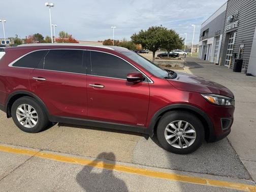 2018 Kia Sorento LX