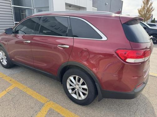 2018 Kia Sorento LX