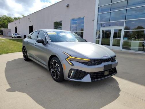 2025 Kia K5 GT-Line