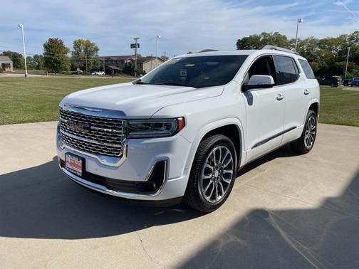 2020 GMC Acadia Denali