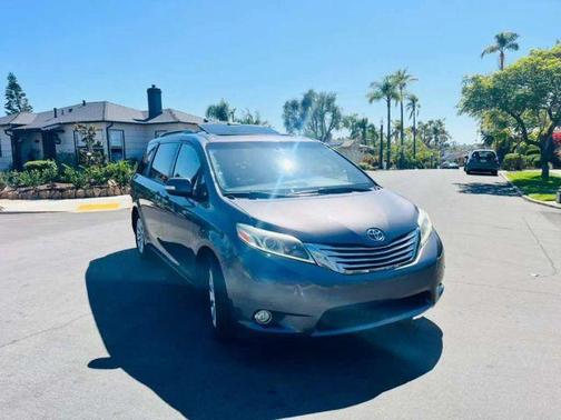 2017 Toyota Sienna Limited