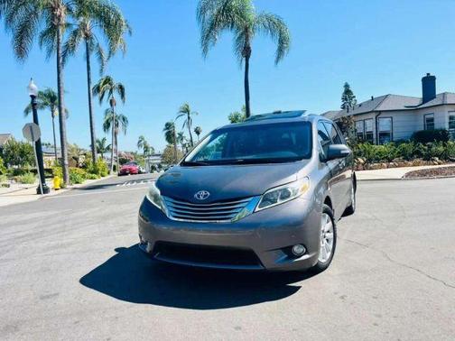 2017 Toyota Sienna Limited