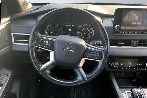 2022 Mitsubishi Outlander Black Edition S-AWC