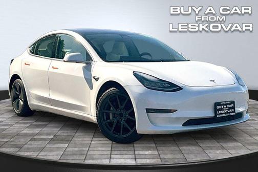 Pearl White Multi-Coat 2018 Tesla Model 3 Long Range