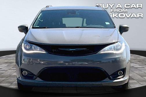 Ceramic Gray Clearcoat 2020 Chrysler Pacifica Hybrid Limited