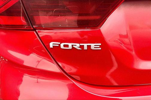 Currant Red 2024 Kia Forte LXS