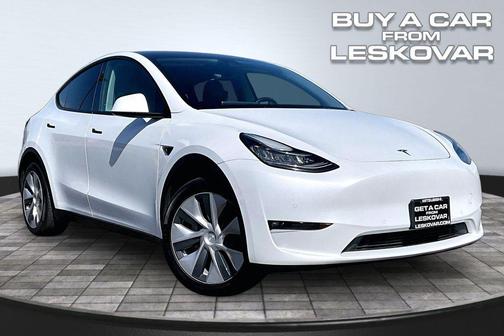 Pearl White Multi-Coat 2022 Tesla Model Y Long Range Dual Motor All-Wheel Drive
