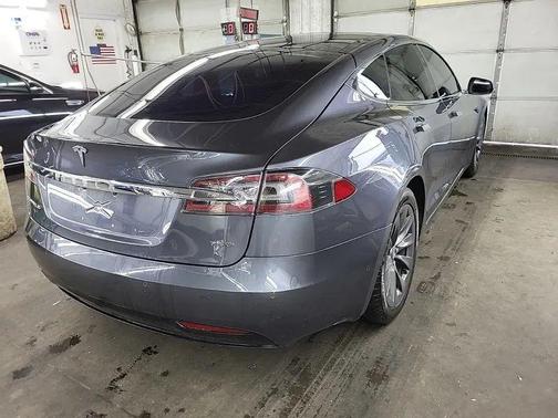 2018 Tesla Model S 75D
