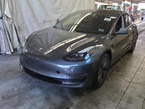Midnight Silver Metallic 2021 Tesla Model 3 Long Range