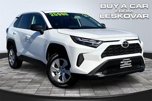 2024 Toyota RAV4 LE