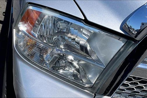 Bright Silver Metallic Clearcoat 2011 Dodge Ram 1500 Laramie