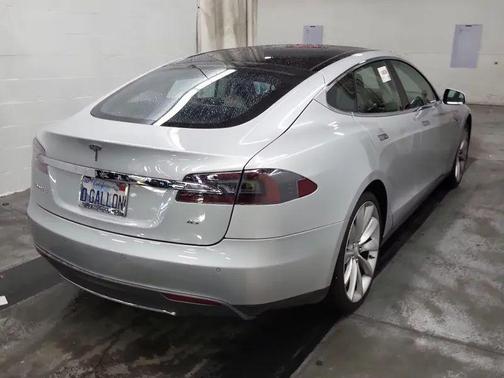 Silver Metallic 2013 Tesla Model S Base