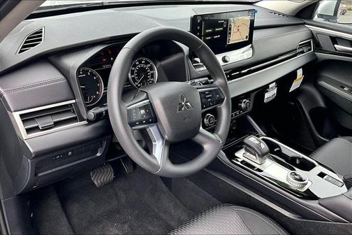 Alloy Silver Metallic 2026 Mitsubishi Outlander ES 1.5T S-AWC