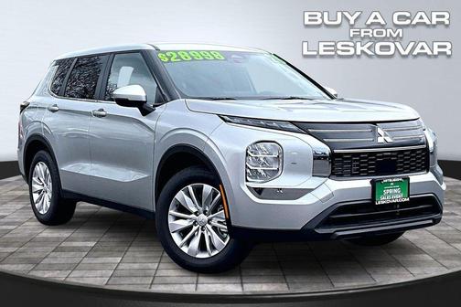 Alloy Silver Metallic 2026 Mitsubishi Outlander ES 1.5T S-AWC