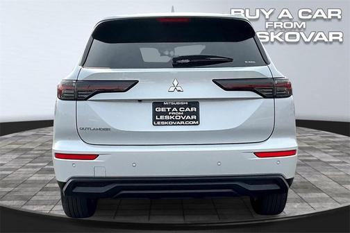 2025 Mitsubishi Outlander ES 2.5 S-AWC