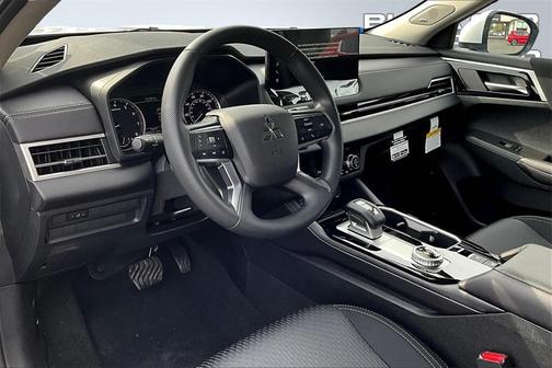 2025 Mitsubishi Outlander ES 2.5 S-AWC