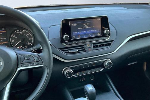 2022 Nissan Altima S FWD