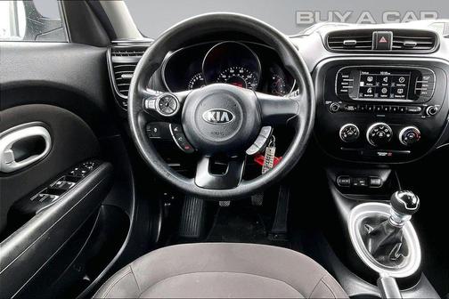 Clear White 2017 Kia Soul Base