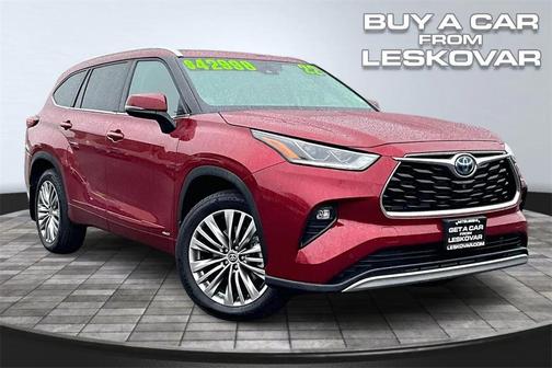 2022 Toyota Highlander Hybrid Platinum