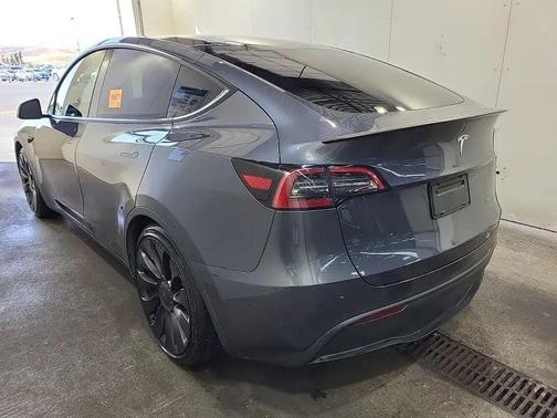 Midnight Silver Metallic 2023 Tesla Model Y Performance Dual Motor All-Wheel Drive