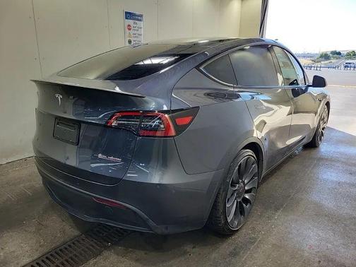 Midnight Silver Metallic 2023 Tesla Model Y Performance Dual Motor All-Wheel Drive