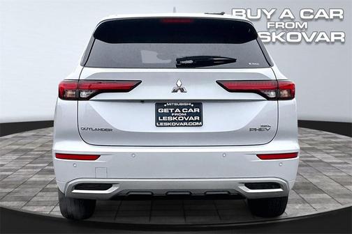 2025 Mitsubishi Outlander PHEV SEL