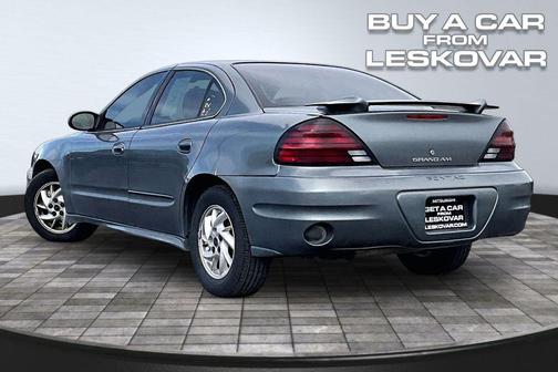 Graystone Metallic 2004 Pontiac Grand Am SE