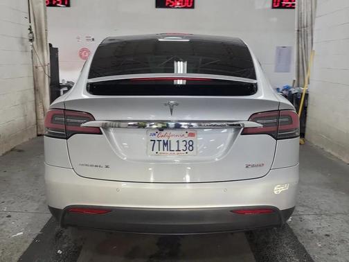 2016 Tesla Model X P90D