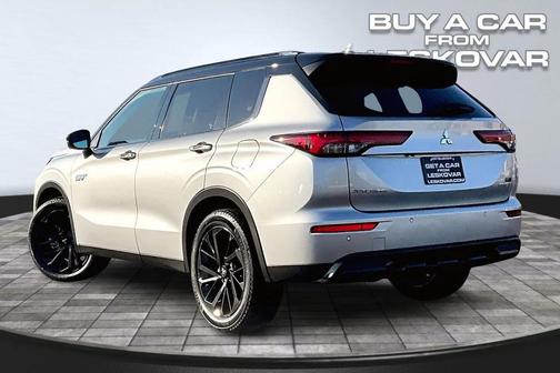 2025 Mitsubishi Outlander PHEV SEL