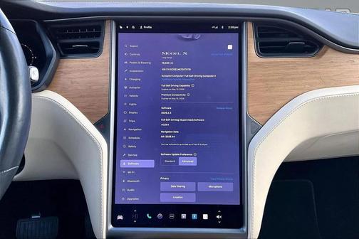 2019 Tesla Model X Long Range