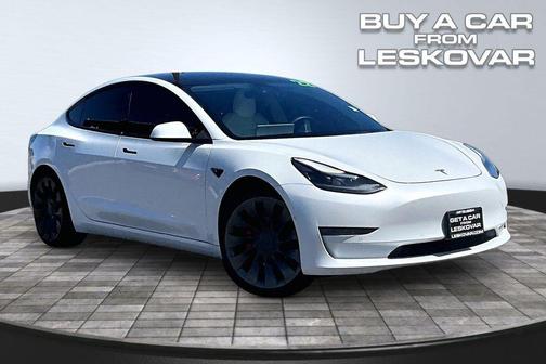 Pearl White Multi-Coat 2022 Tesla Model 3 Performance
