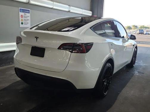 Pearl White Multi-Coat 2021 Tesla Model Y Long Range Dual Motor All-Wheel Drive