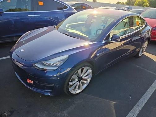 Deep Blue Metallic 2018 Tesla Model 3 Performance