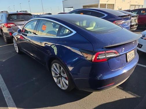 Deep Blue Metallic 2018 Tesla Model 3 Performance