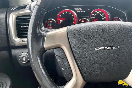 2015 GMC Acadia Denali