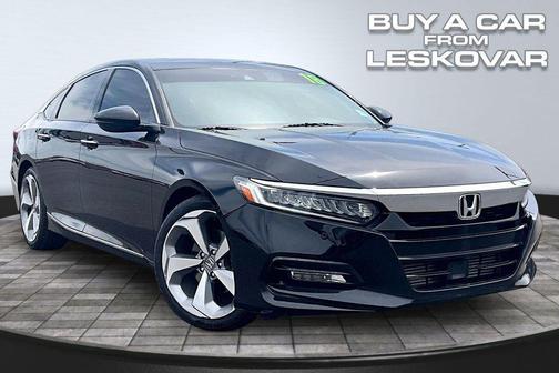 Crystal Black Pearl 2018 Honda Accord Touring