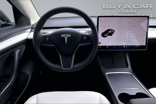 Midnight Silver Metallic 2022 Tesla Model 3 Long Range